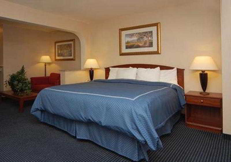 Comfort Suites Clovis Exterior foto